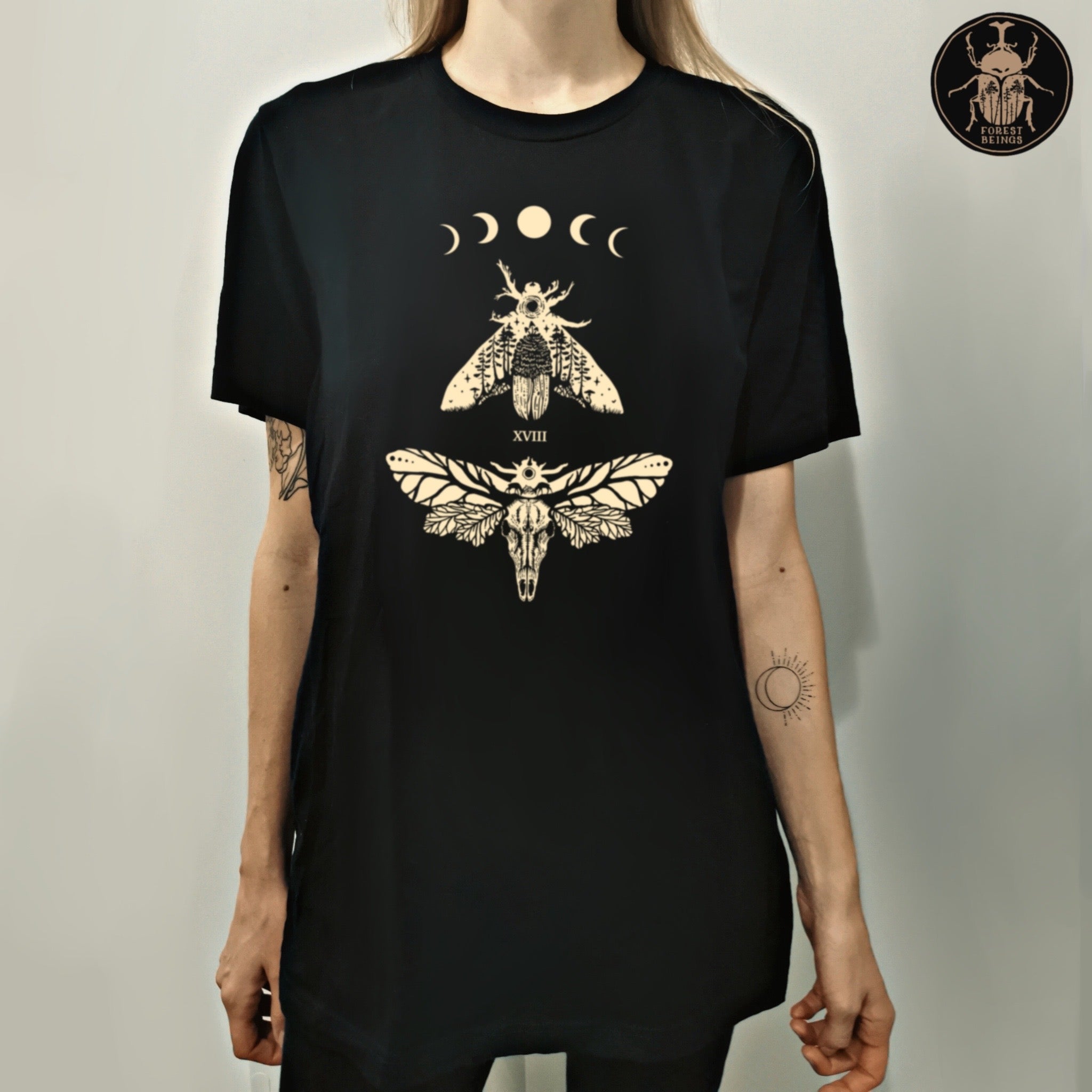 Death Head Moth T-shirt (unisex)