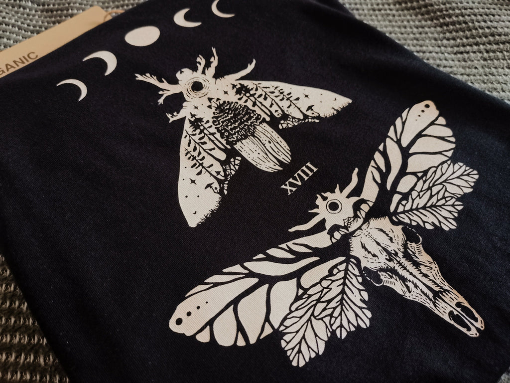 Death Head Moth T-shirt (unisex)