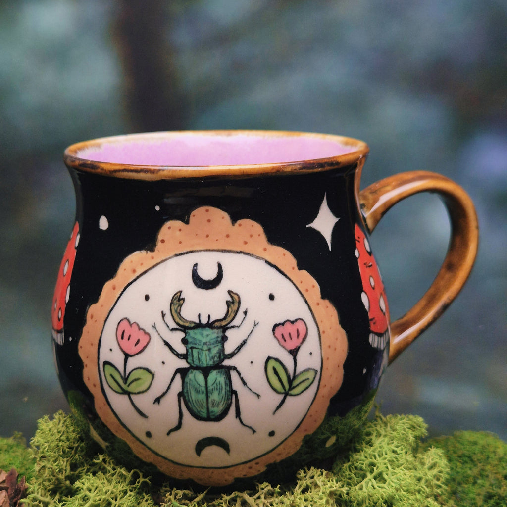 Beetle pink mug 500 ml 💚🩷