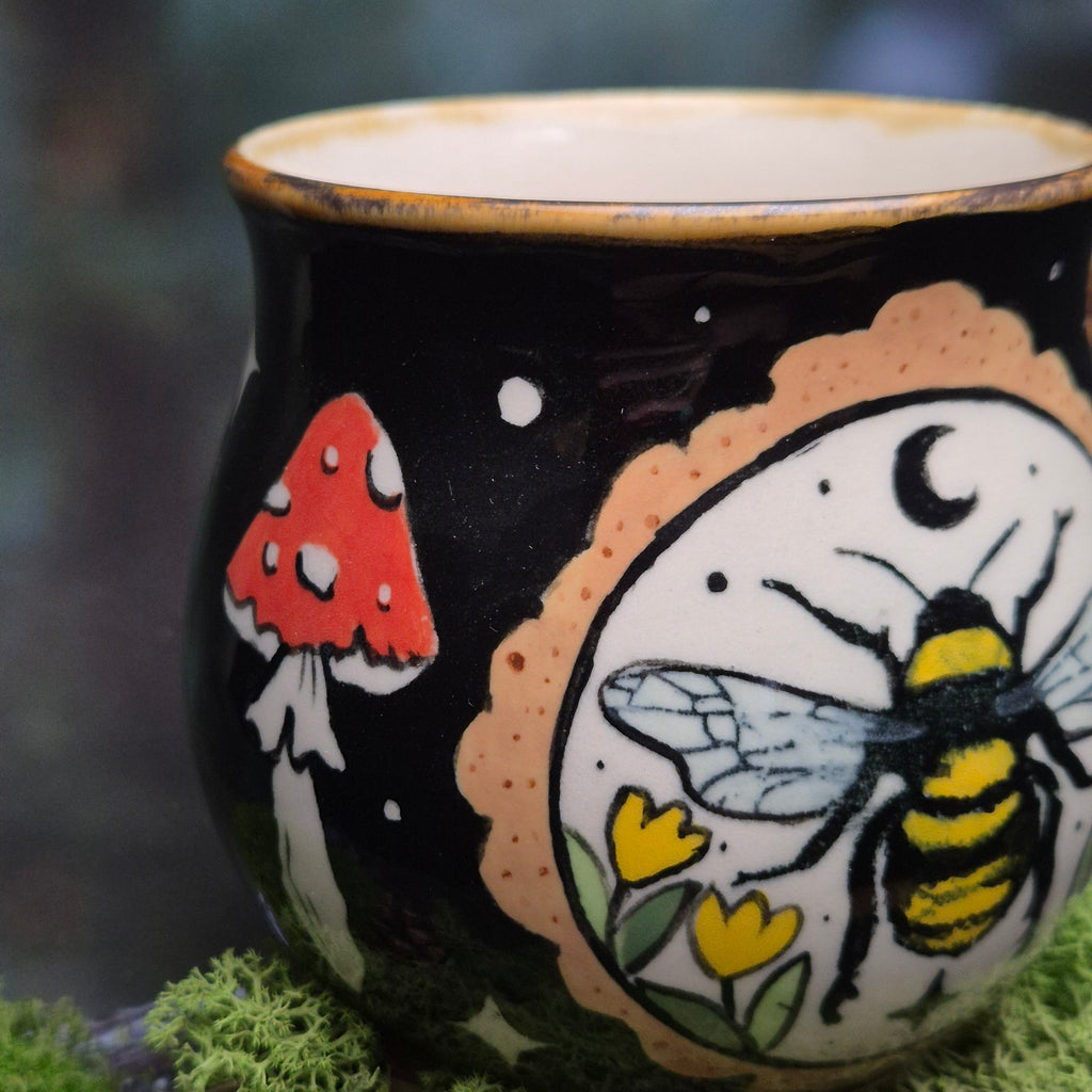 Bee mug 500 ml 🐝🍄
