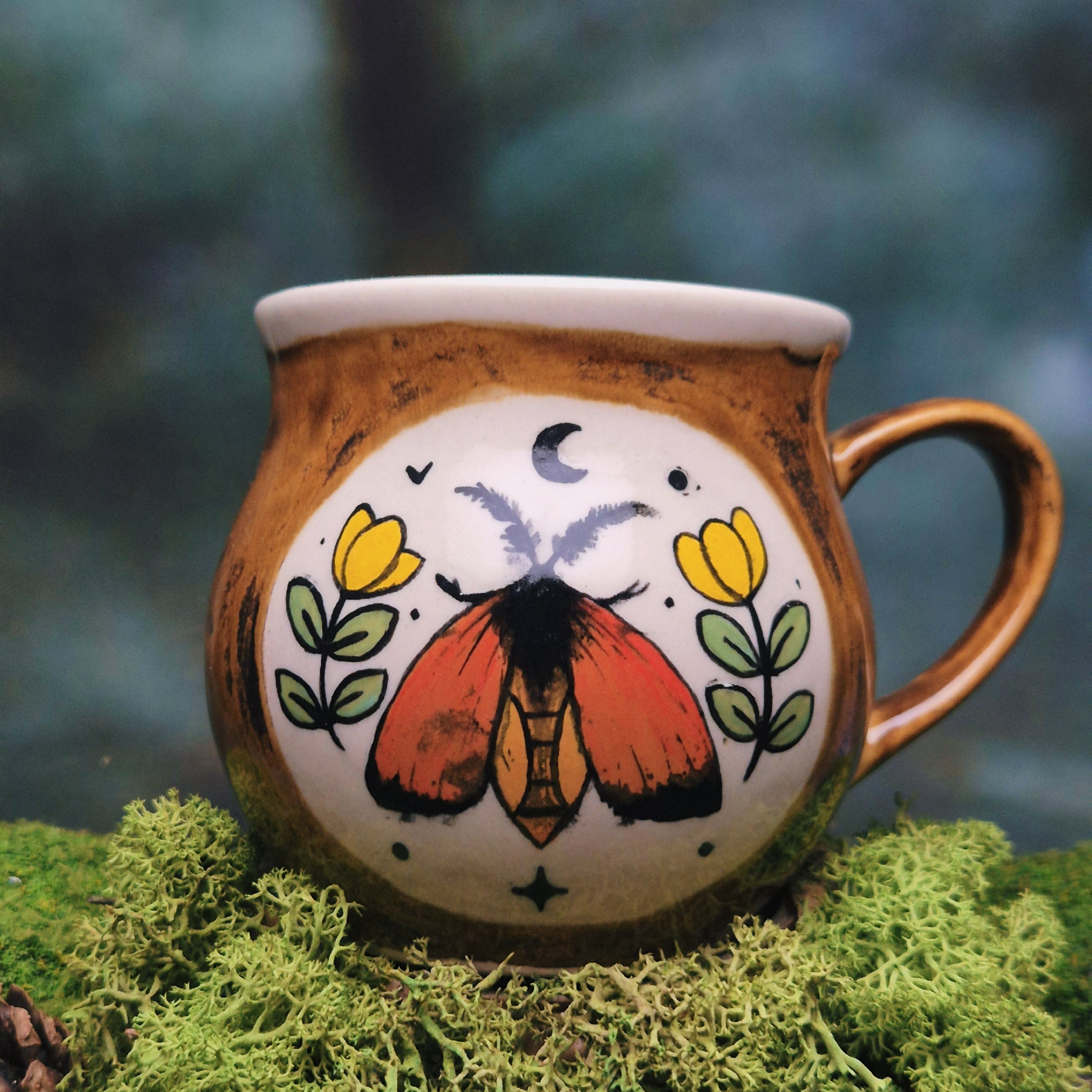 Moth mug 350 ml 💛