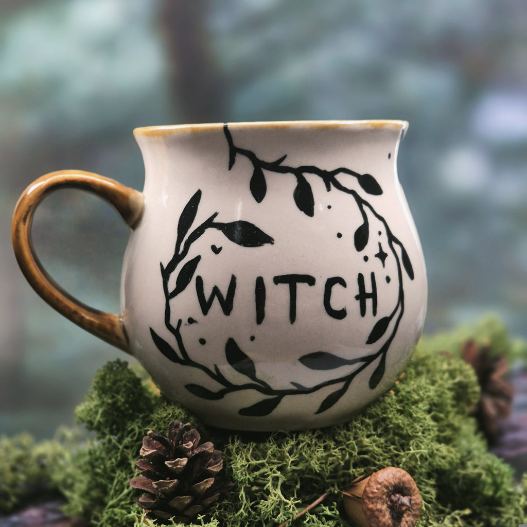"Witchy" ćma no.2 - kubek 500 ml 🌜