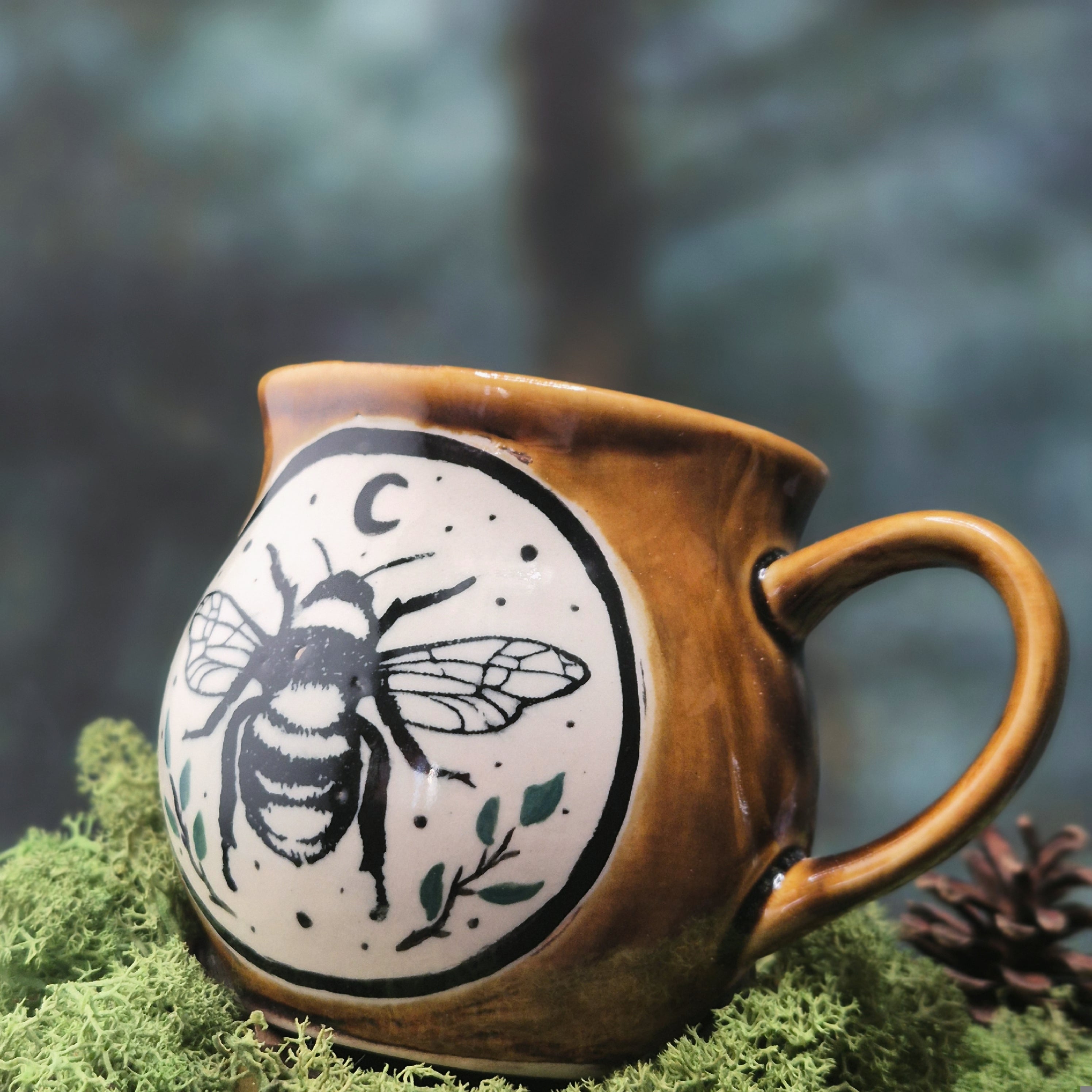 Bee mug 350 ml