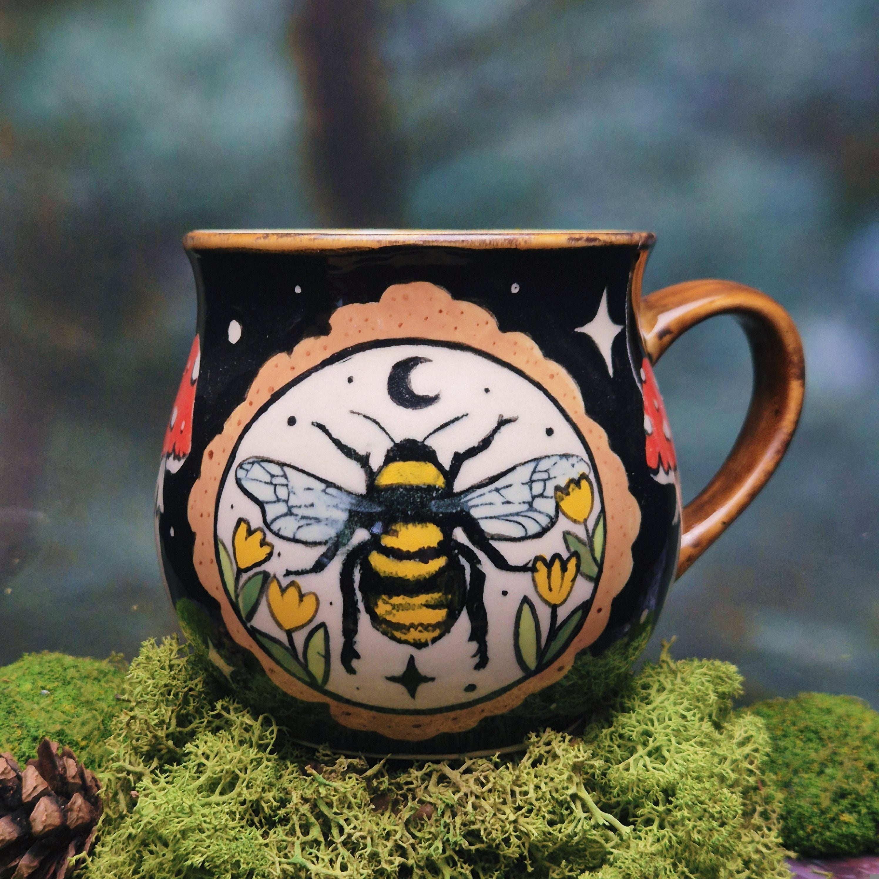 Bee mug 500 ml 🐝🍄