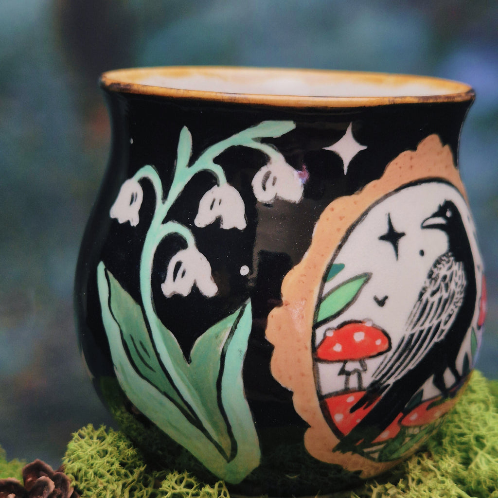 Raven and lily of the valley mug 500 ml